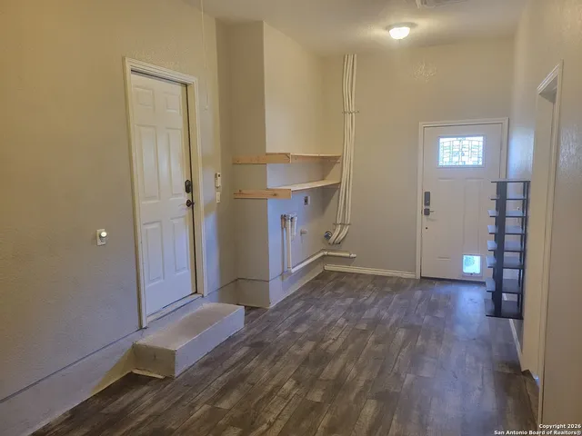 wooden floor in a empty room