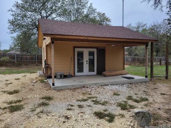 $485,000 | 254 County Road 6876, Natalia, TX 78059