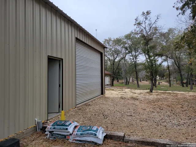$495,000 | 254 County Road 6876, Natalia, TX 78059