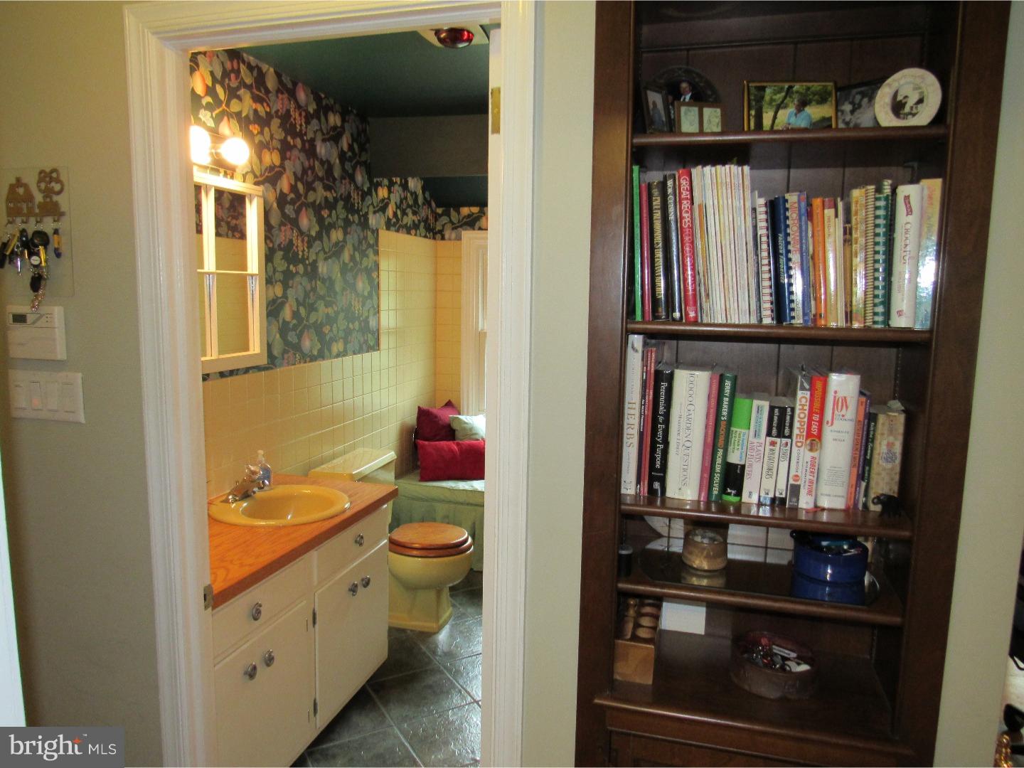 1361 Glenhardie Road Wayne, PA 19087 - Photo 13 of 25 Bathroom
