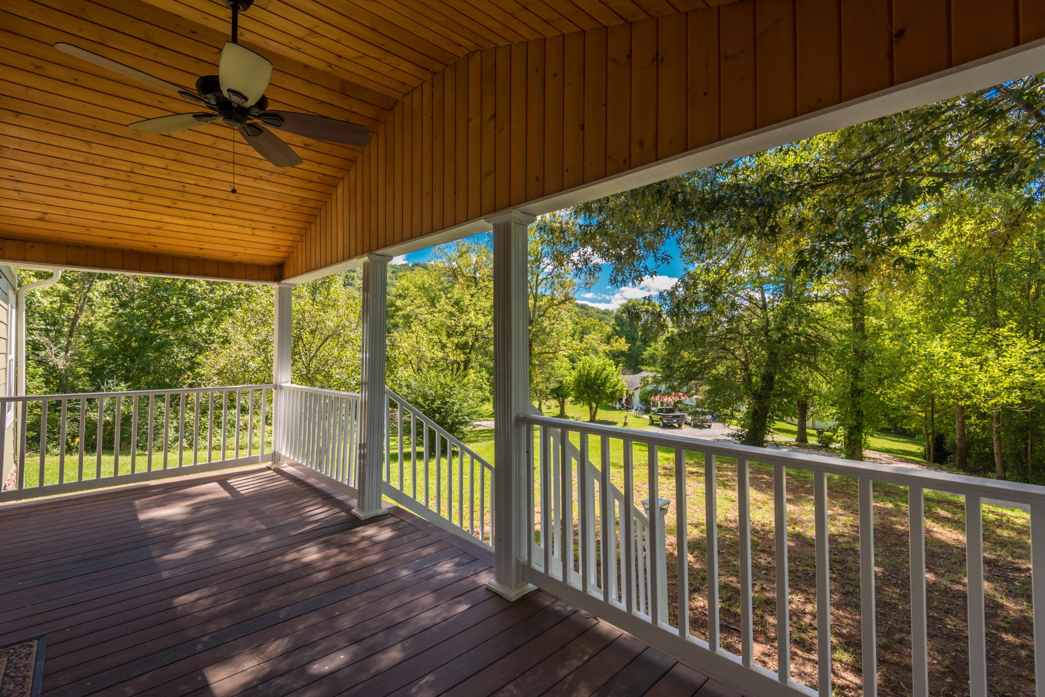 269 Longfield Road Rocky Top, TN 37769 - Photo 4 of 33 Gallery Image 4