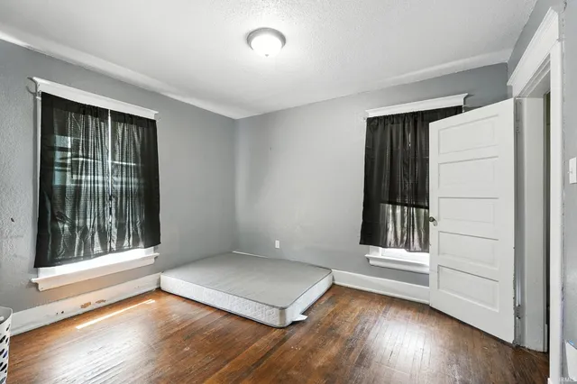 $305,900 | 1814 College Street, Fort Wayne, IN 46802