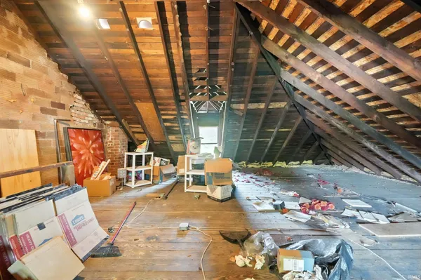 $299,900 | 1814 College Street, Fort Wayne, IN 46802