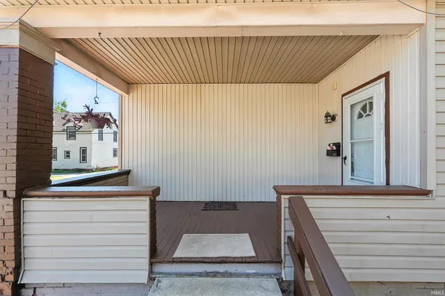 $305,900 | 1814 College Street, Fort Wayne, IN 46802