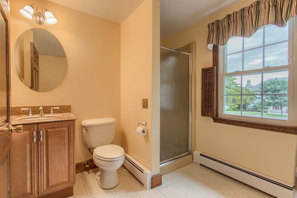 20 Cranbrook Road Shrewsbury, MA 01545 - Photo 11 of 21 Gallery Image 11