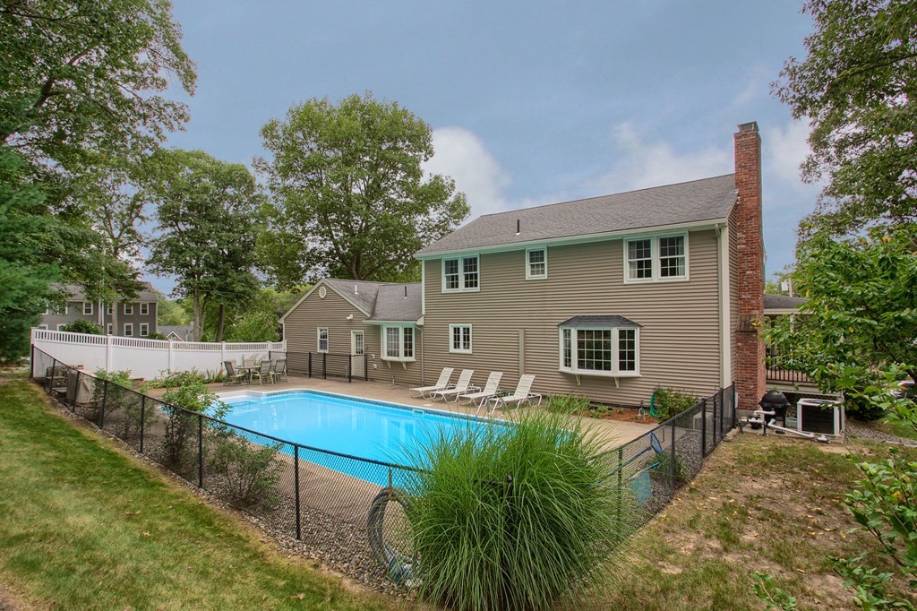 20 Cranbrook Road Shrewsbury, MA 01545 - Photo 19 of 21 Gallery Image 19