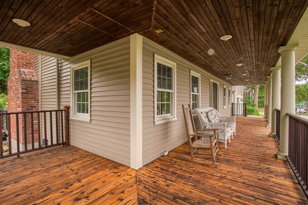 20 Cranbrook Road Shrewsbury, MA 01545 - Photo 2 of 21 Gallery Image 2
