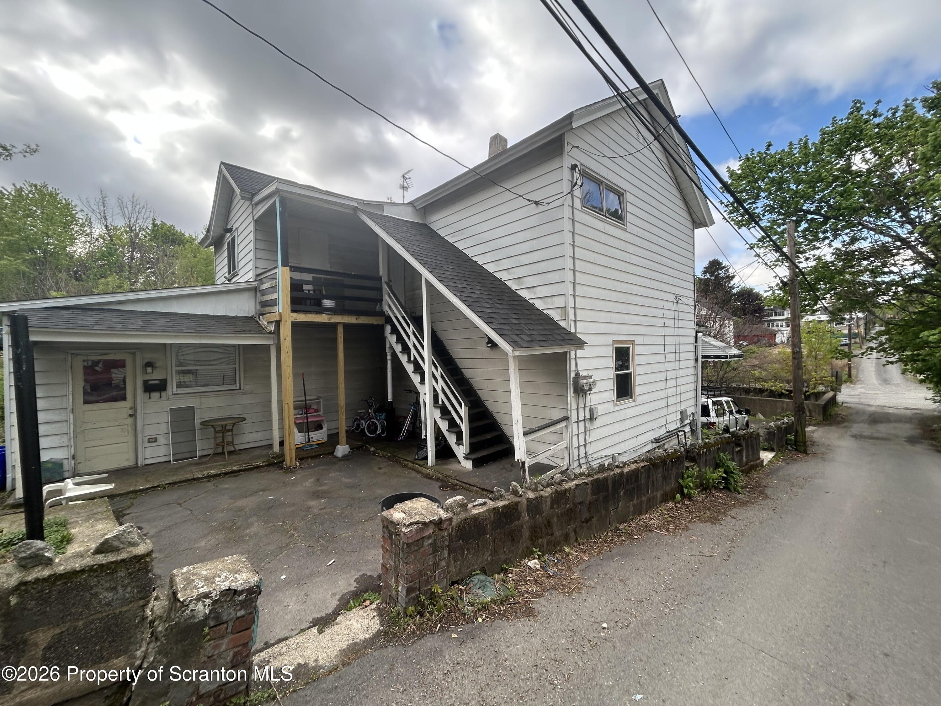 a view of a house