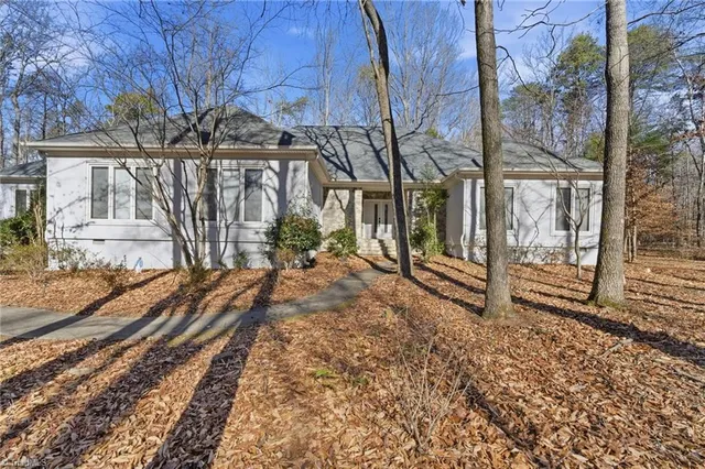 $640,000 | 2400 Hunters Crossing Trail, Summerfield, NC 27358