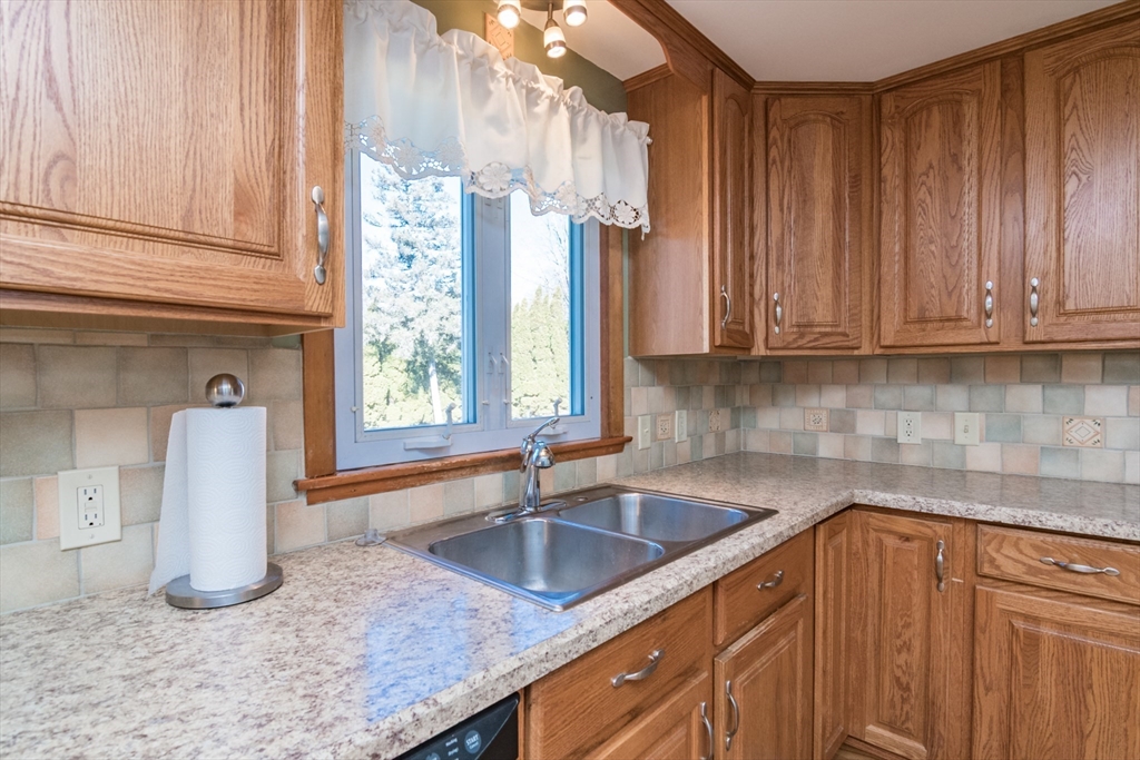 15 Stillwater Road Deerfield, MA 01373 - Photo 12 of 39