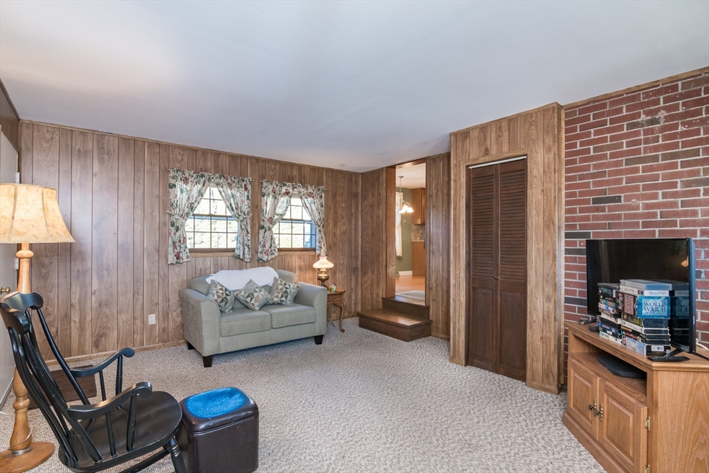 15 Stillwater Road Deerfield, MA 01373 - Photo 16 of 39