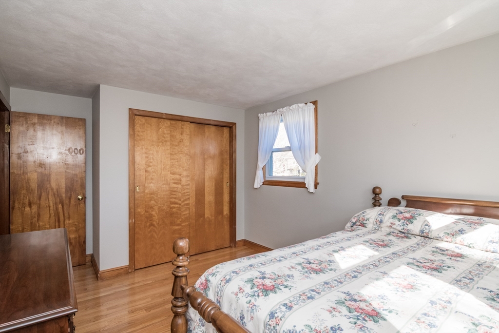 15 Stillwater Road Deerfield, MA 01373 - Photo 23 of 39