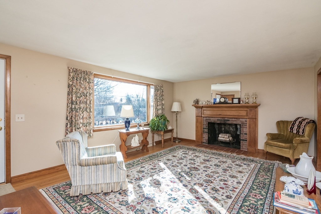 15 Stillwater Road Deerfield, MA 01373 - Photo 6 of 39