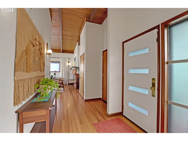 $739,000 | 13621 Northeast Fremont Court, Portland, OR 97230