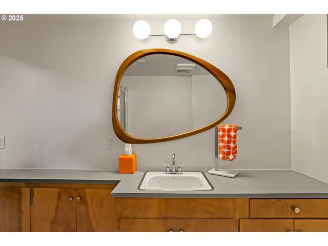 $739,000 | 13621 Northeast Fremont Court, Portland, OR 97230