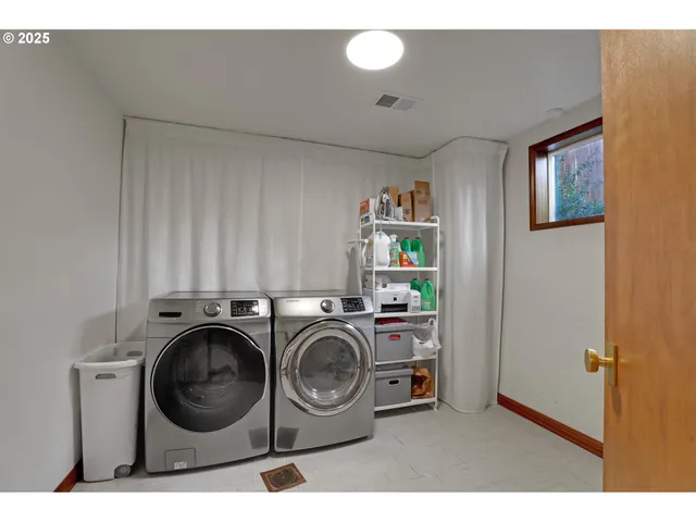 $739,000 | 13621 Northeast Fremont Court, Portland, OR 97230