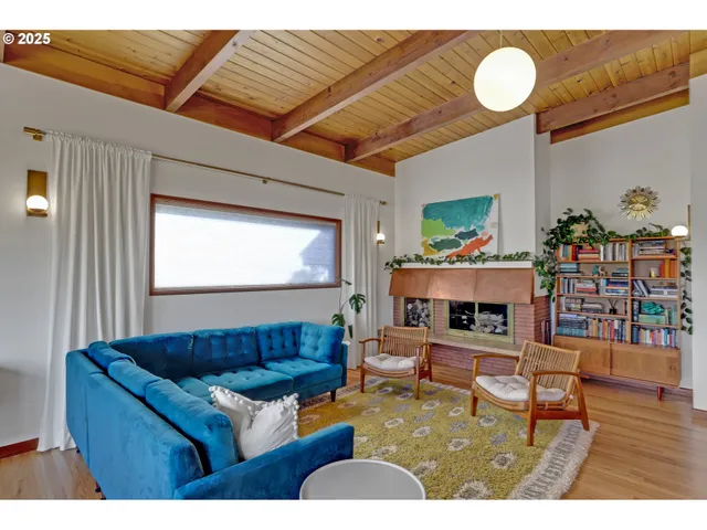 $739,000 | 13621 Northeast Fremont Court, Portland, OR 97230