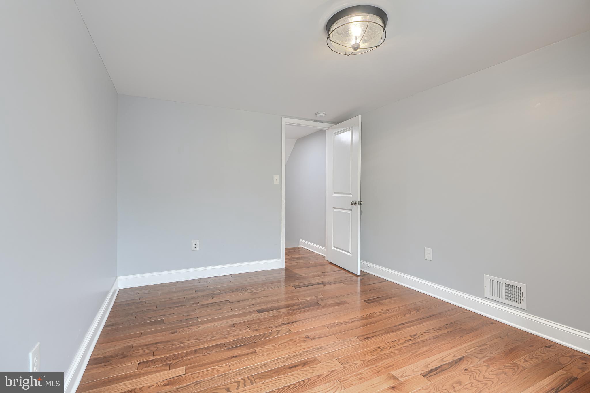 3540 Roland Avenue Baltimore, MD 21211 - Photo 19 of 51 Second Bedroom