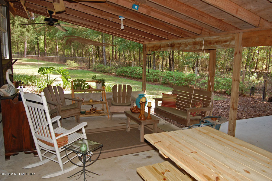 6675 Brooklyn Bay Road Keystone Heights, FL 32656 - Photo 7 of 16 a view of outdoor seating