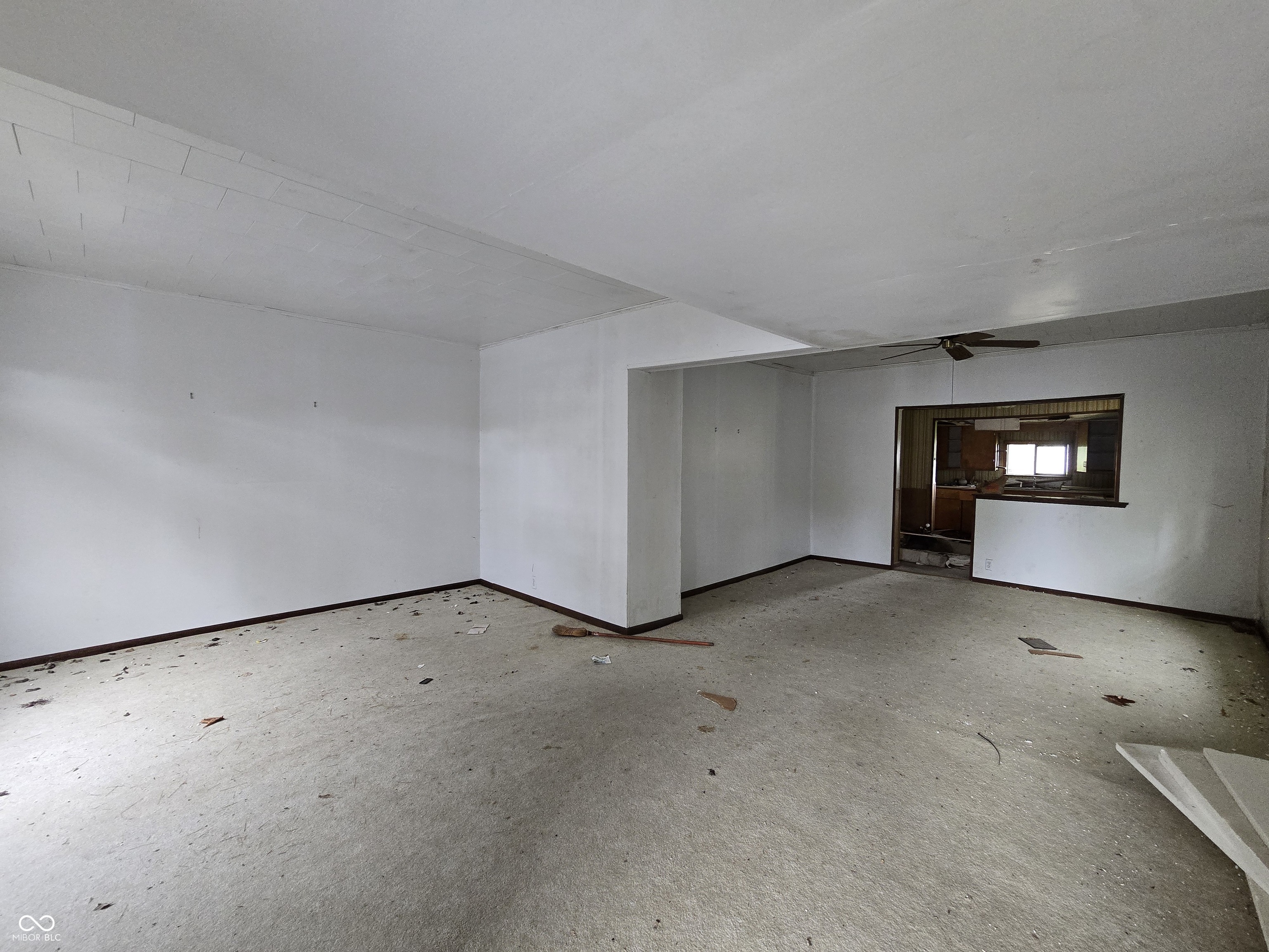 2703 Main Street Anderson, IN 46016 - Photo 3 of 16