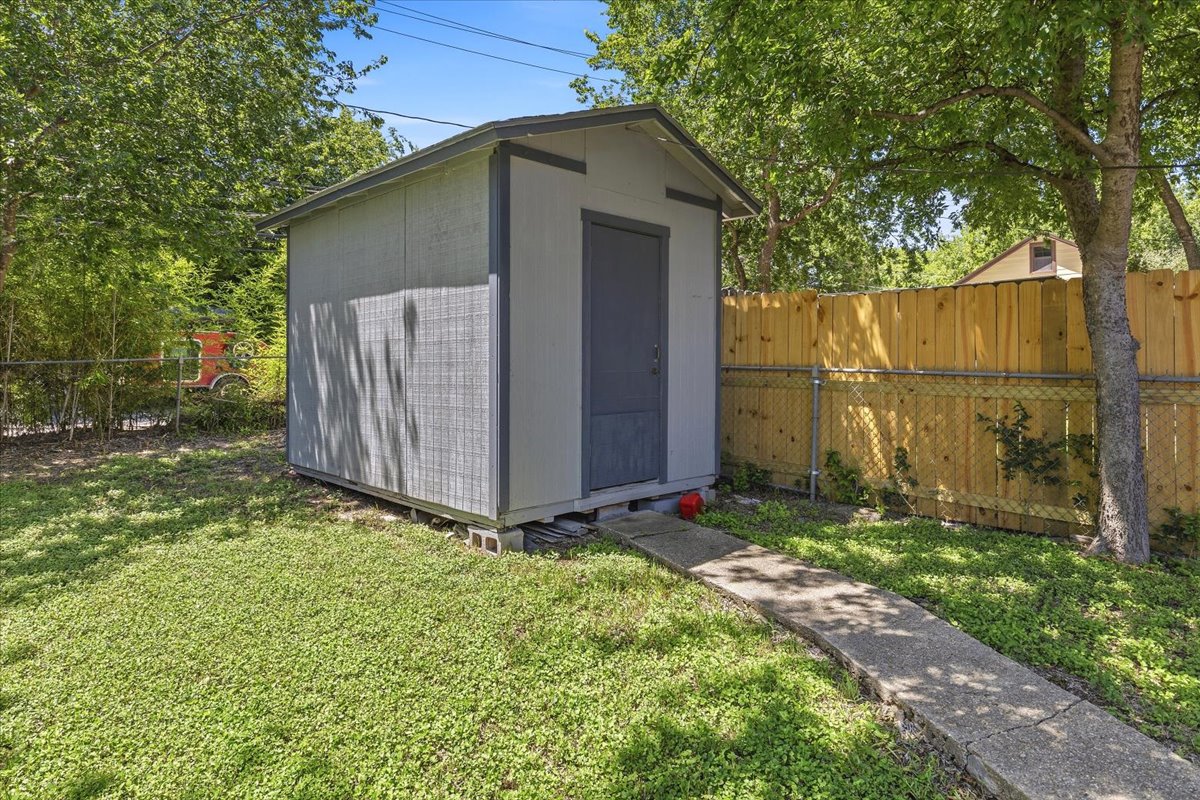 4900 Duval Street Austin, TX 78751 - Photo 7 of 25 Shed located in back yard near alley.