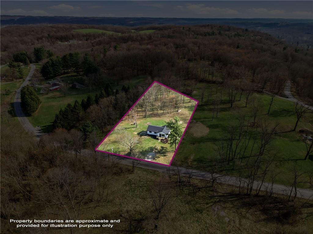 311 Oakdale Road Darlington, PA 16115 - Photo 11 of 32 a view of a yard