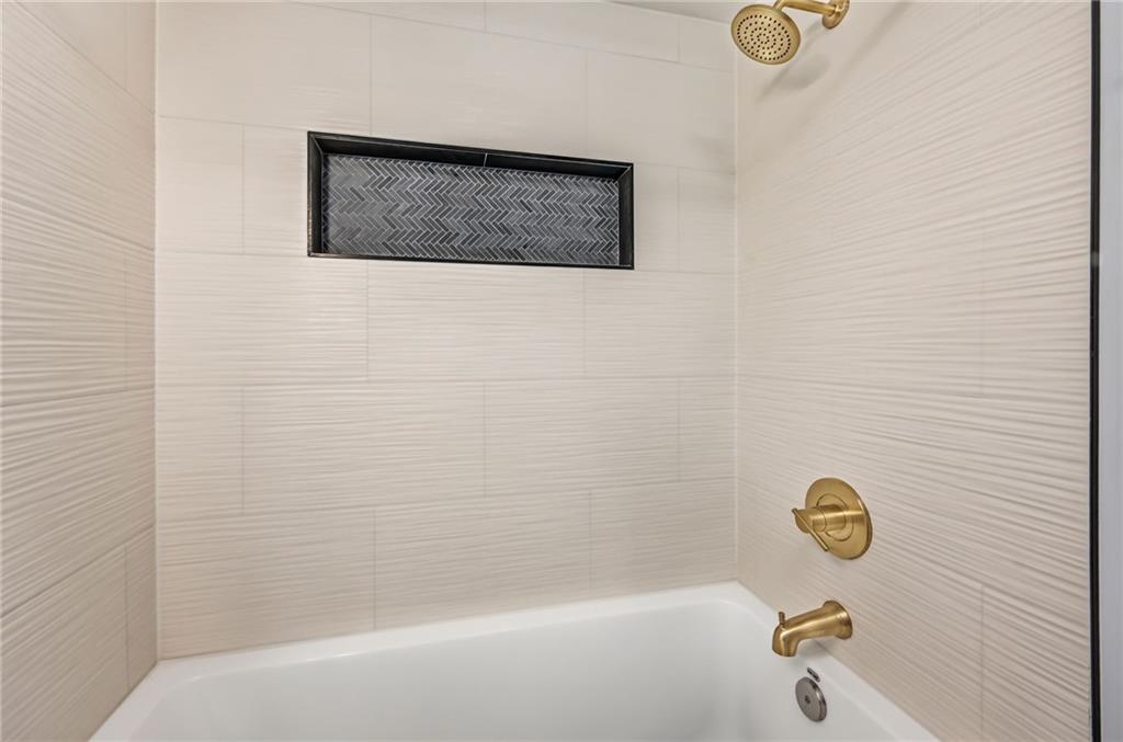 311 Oakdale Road Darlington, PA 16115 - Photo 25 of 32 a bathroom with a shower