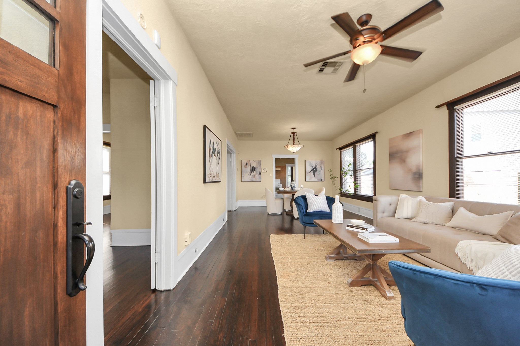 1211 Bingham Street Houston, TX 77007 - Photo 13 of 48 a living room with furniture and a large window