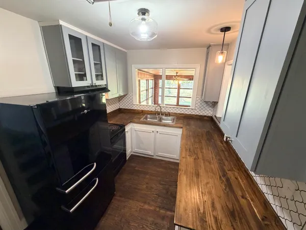 $2,800 | 1024 Cherokee Drive, Tallahassee, FL 32301