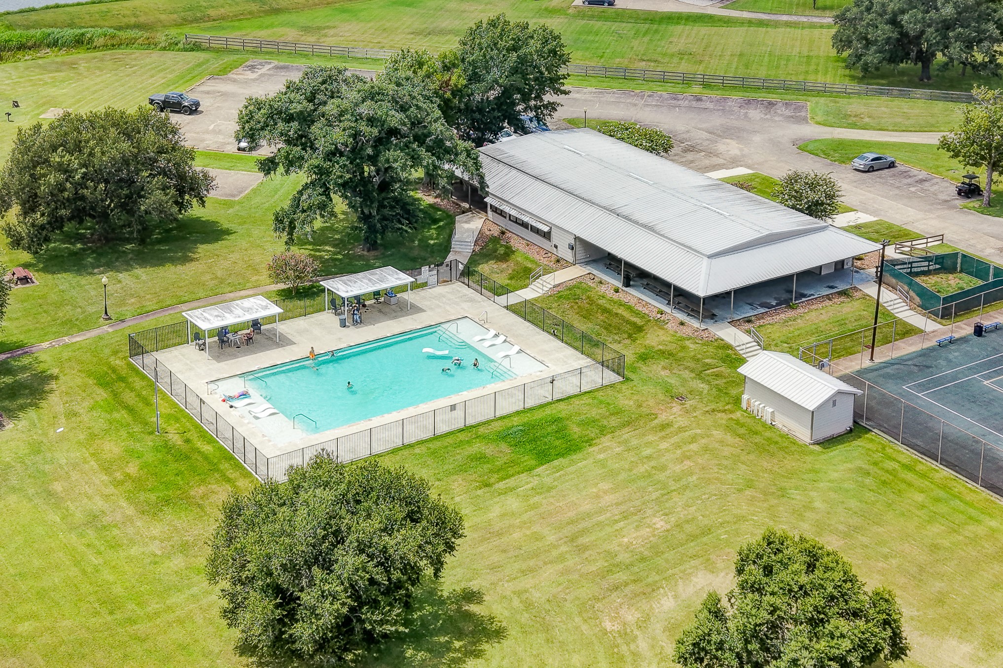 1720 Flintlock Court Angleton, TX 77515 - Photo 41 of 45 Community amenities