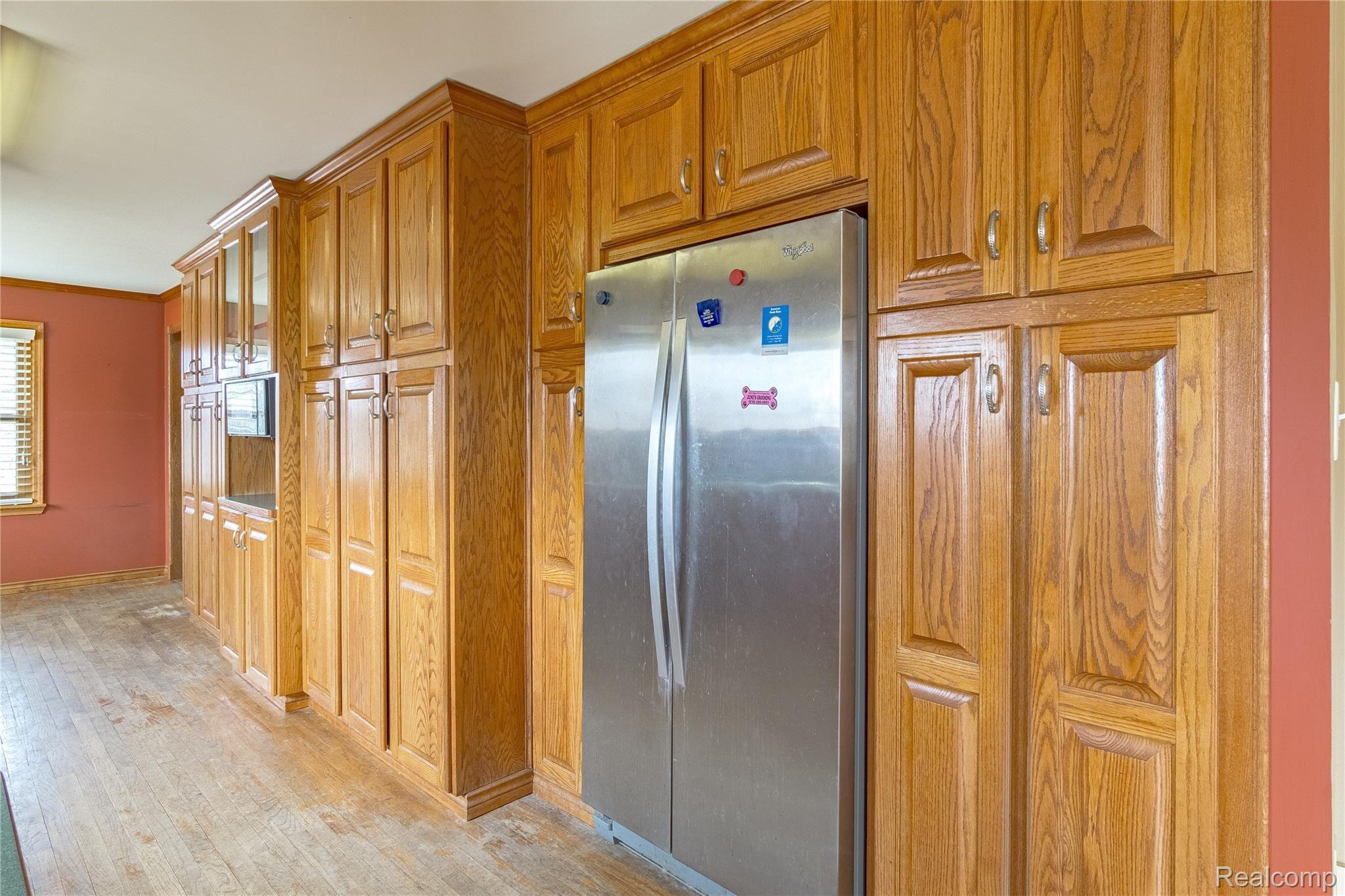 10141 Lehring Road Byron, MI 48418 - Photo 8 of 18 Interiors (11 of 32).jpg