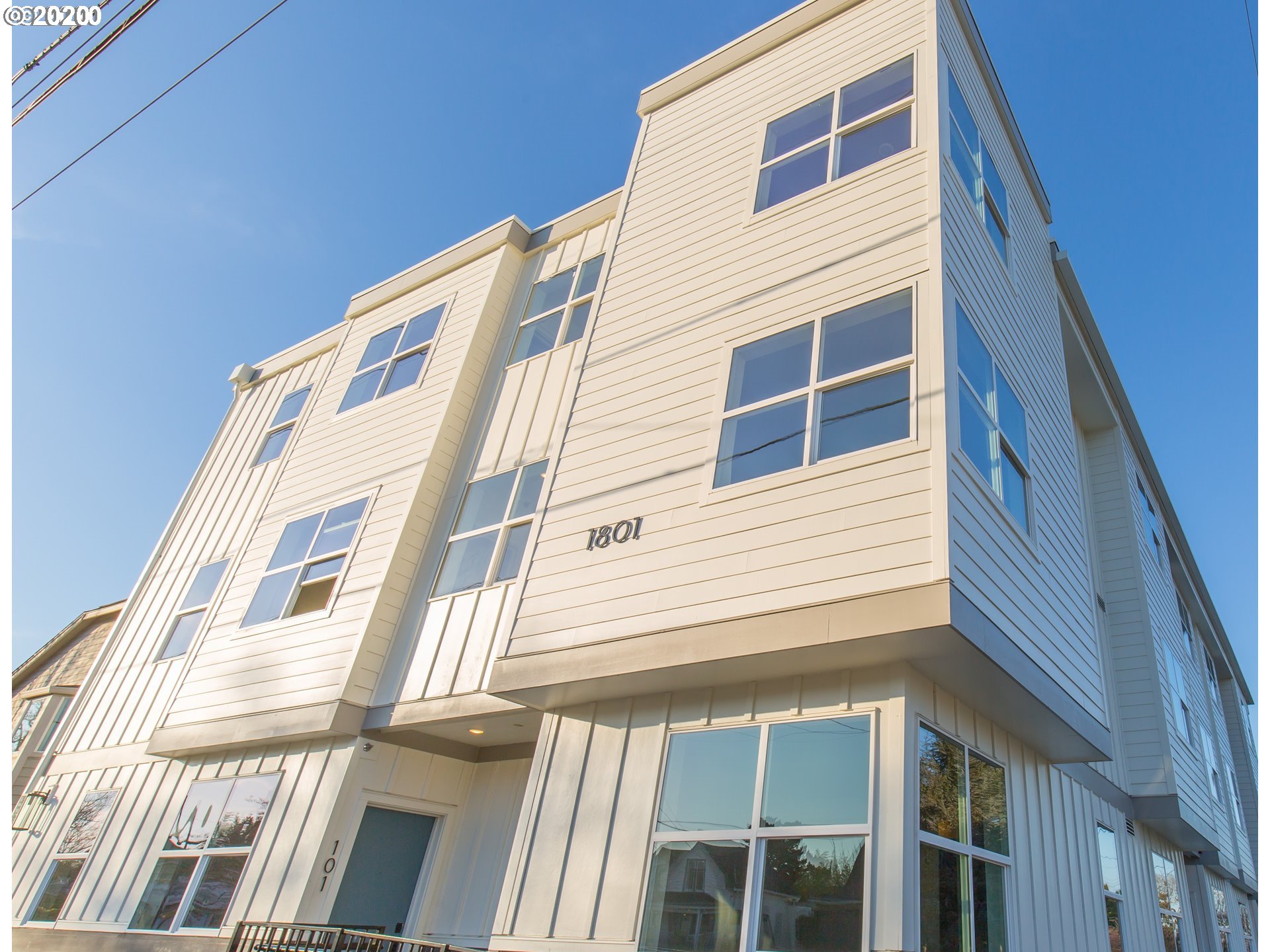 1801 North Rosa Parks Way, Unit 203 Portland, OR 97217 - Photo 1 of 23 Gallery Image 1