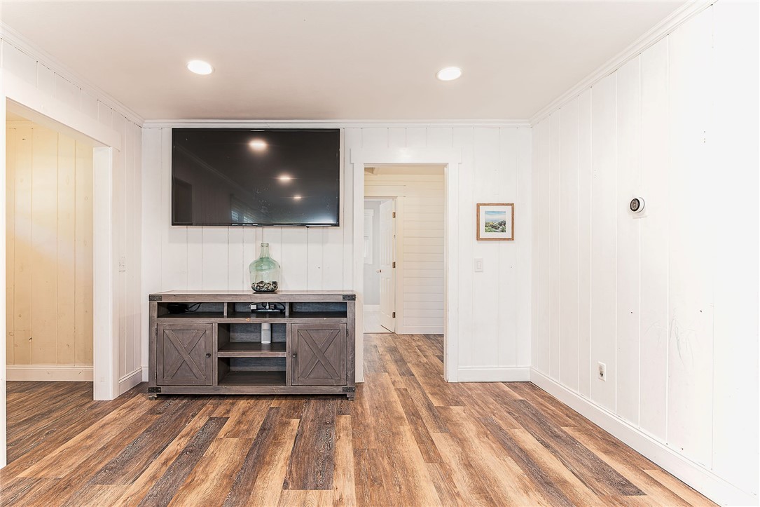 189 Shore Road Westerly, RI 02891 - Photo 12 of 30