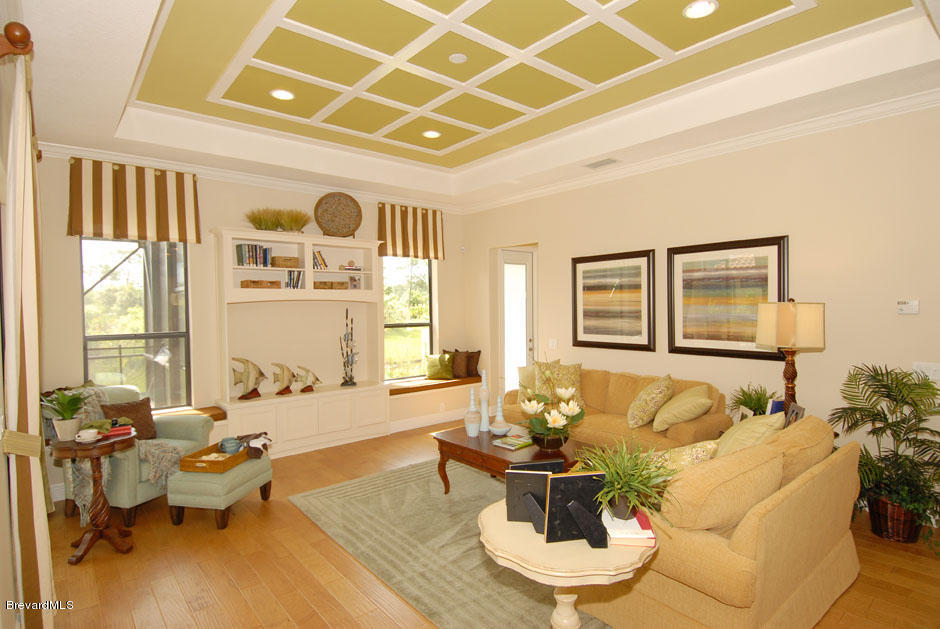 301 Riverside Drive Melbourne Beach, FL 32951 - Photo 7 of 11 familyroom