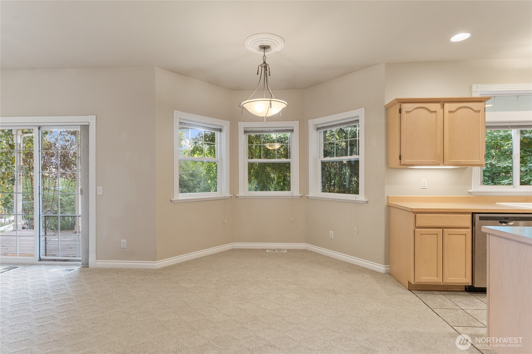 6005 Sunset Highway Cashmere, WA 98815 - Photo 16 of 40 a kitchen with windows and sink