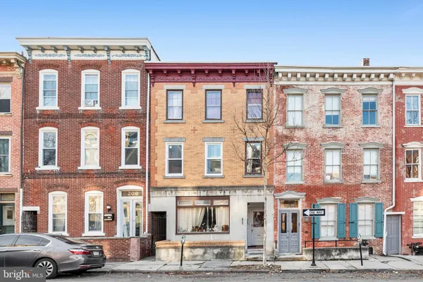 $445,000 | 208 North Ninth Street, Allentown, PA 18102