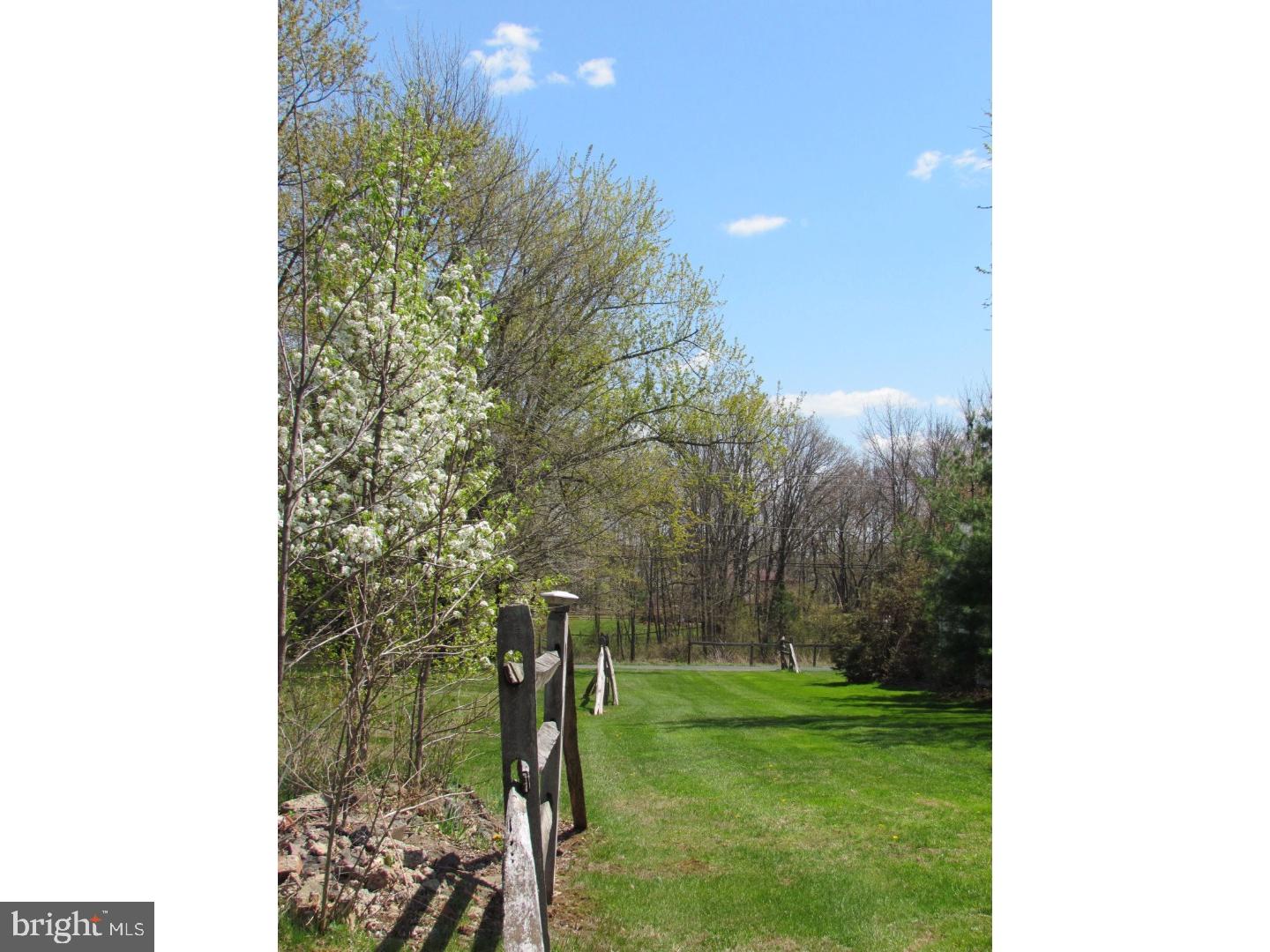526 Scott Road Pipersville, PA 18947 - Photo 2 of 15 Gallery Image 2