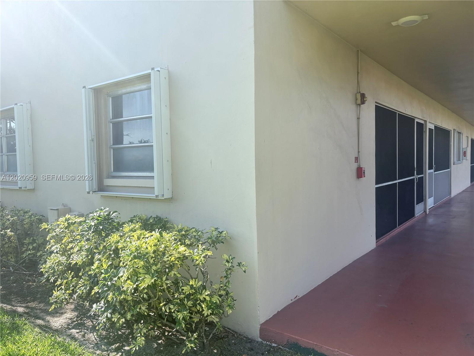 5300 Washington Street, Unit R101 Hollywood, FL 33021 - Photo 9 of 19