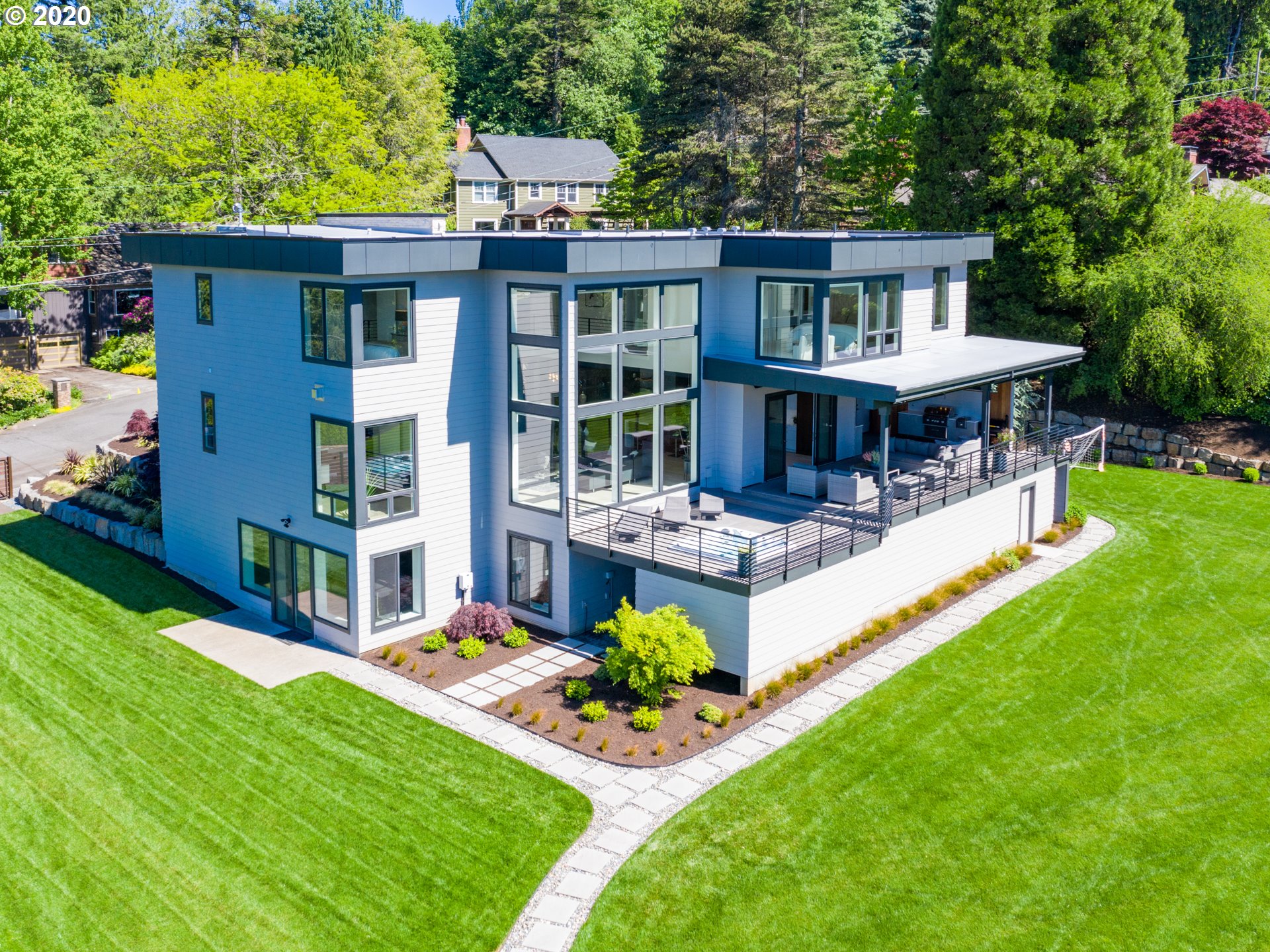 707 Northwest Skyline Crest Road Portland, OR 97229 - Photo 31 of 32