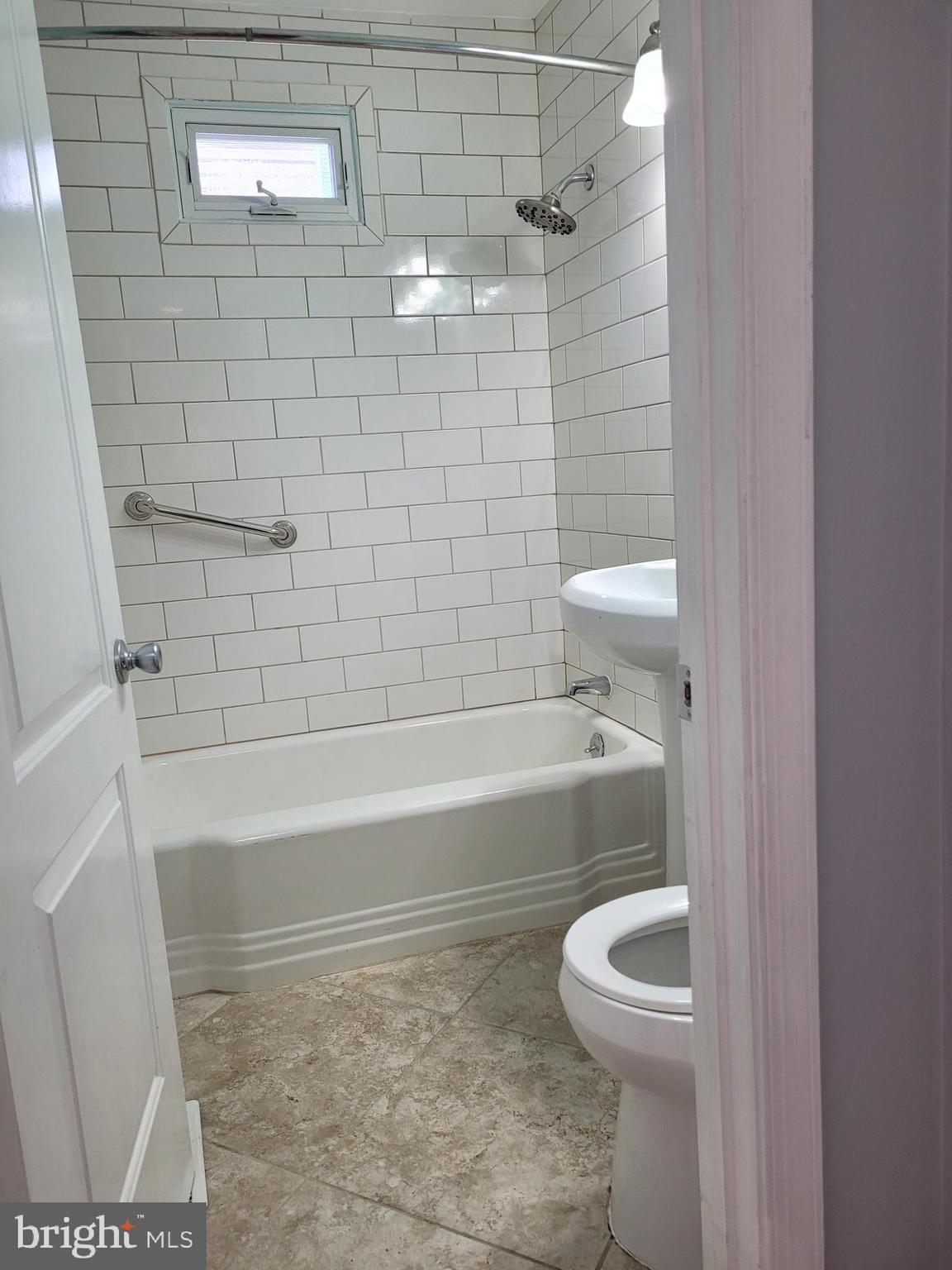 8135 Cornwall Road Baltimore, MD 21222 - Photo 14 of 28 Full Bath with Tub On 1st Floor