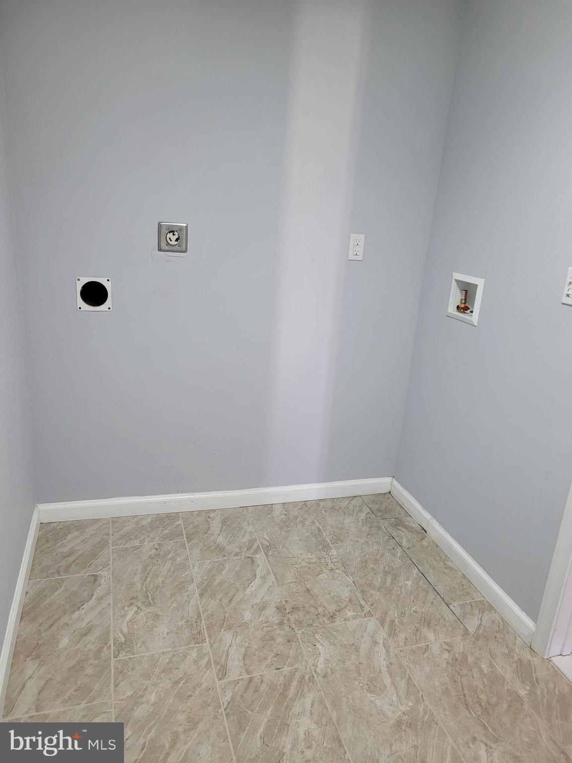 8135 Cornwall Road Baltimore, MD 21222 - Photo 15 of 28 Separate Laundry Room