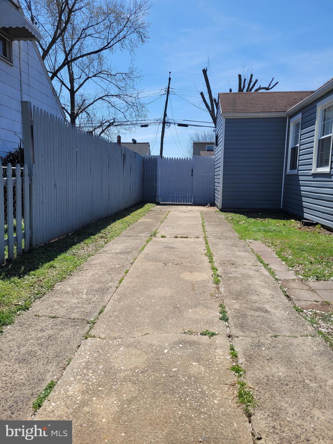 8135 Cornwall Road Baltimore, MD 21222 - Photo 6 of 28