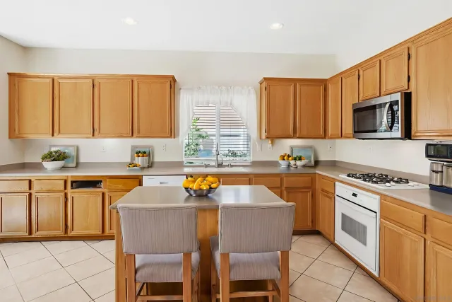 $699,000 | 29213 Broken Arrow Way, Murrieta, CA 92563