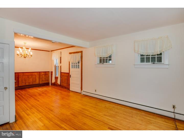 38 Lafayette Road Audubon, NJ 08106 - Photo 5 of 22 Gallery Image 5
