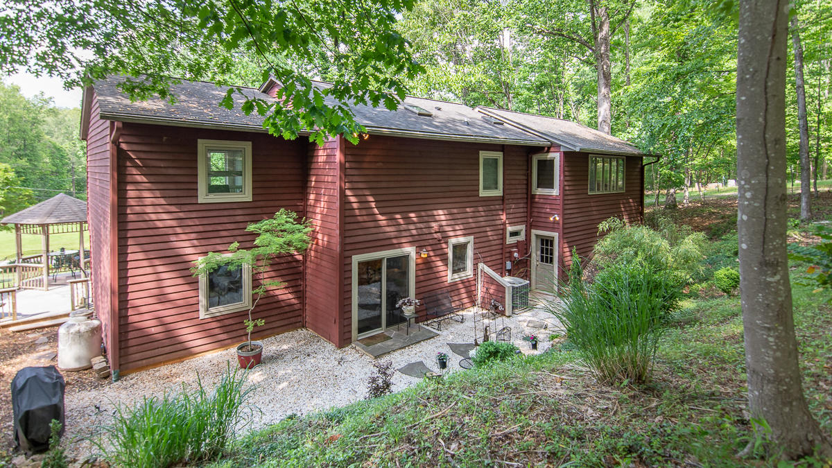 5342 Willow Spring Road Roanoke, VA 24018 - Photo 37 of 41 untitled-37