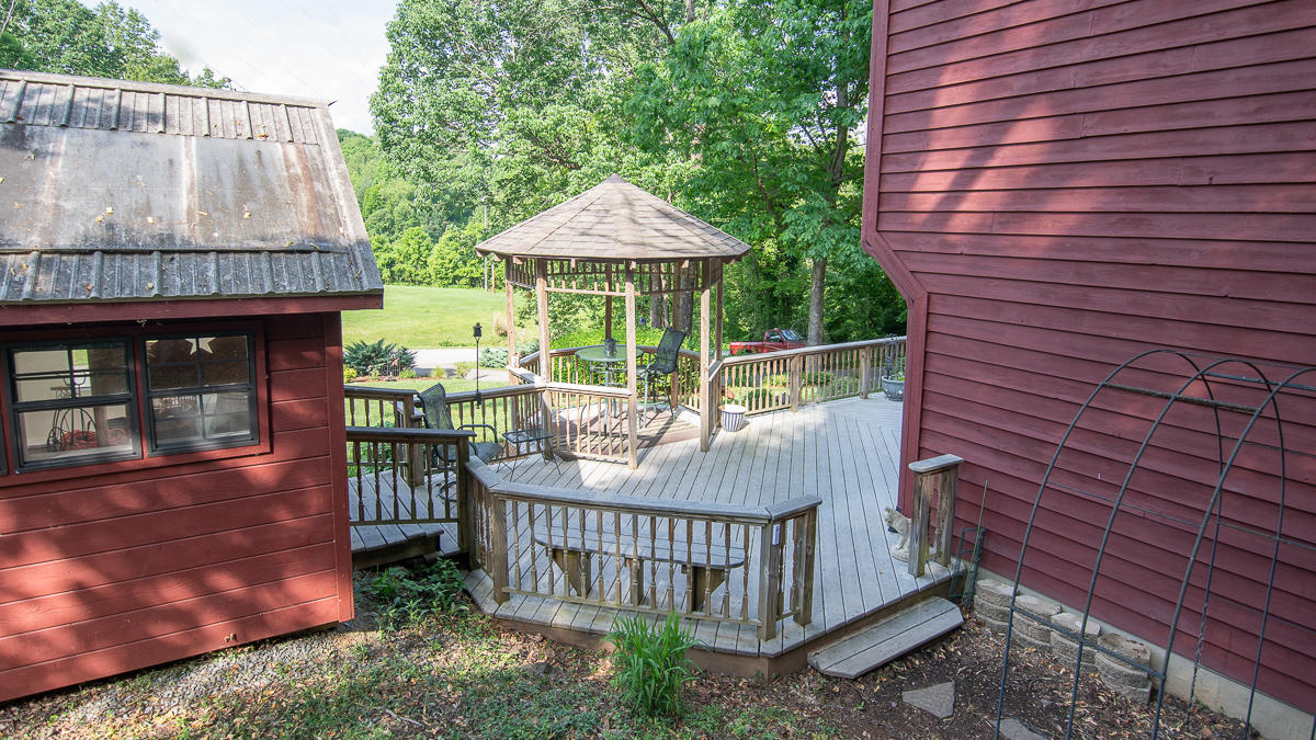 5342 Willow Spring Road Roanoke, VA 24018 - Photo 8 of 41 untitled-8