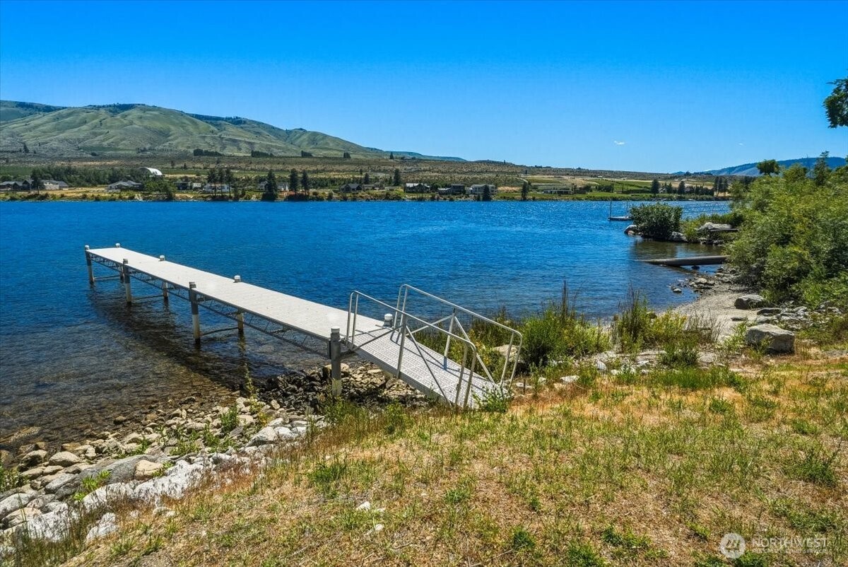 200 Stayman Flats Road Chelan, WA 98816 - Photo 11 of 35