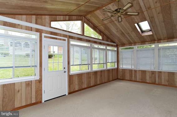 3716 Swann Road Suitland, MD 20746 - Photo 8 of 29 Interior (General)