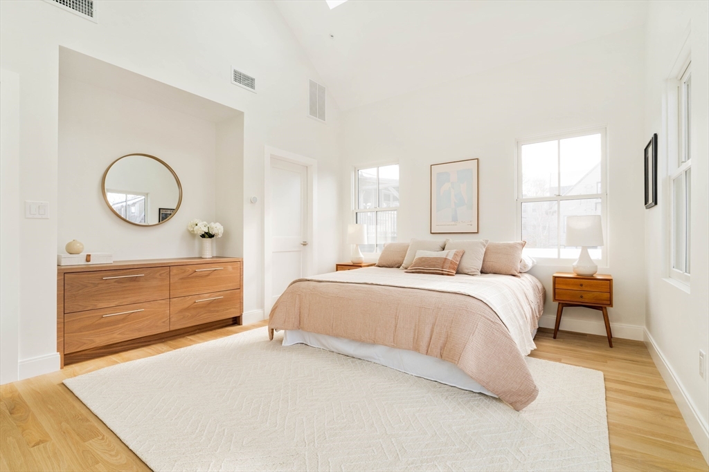 13 Goodman Road Cambridge, MA 02138 - Photo 14 of 40