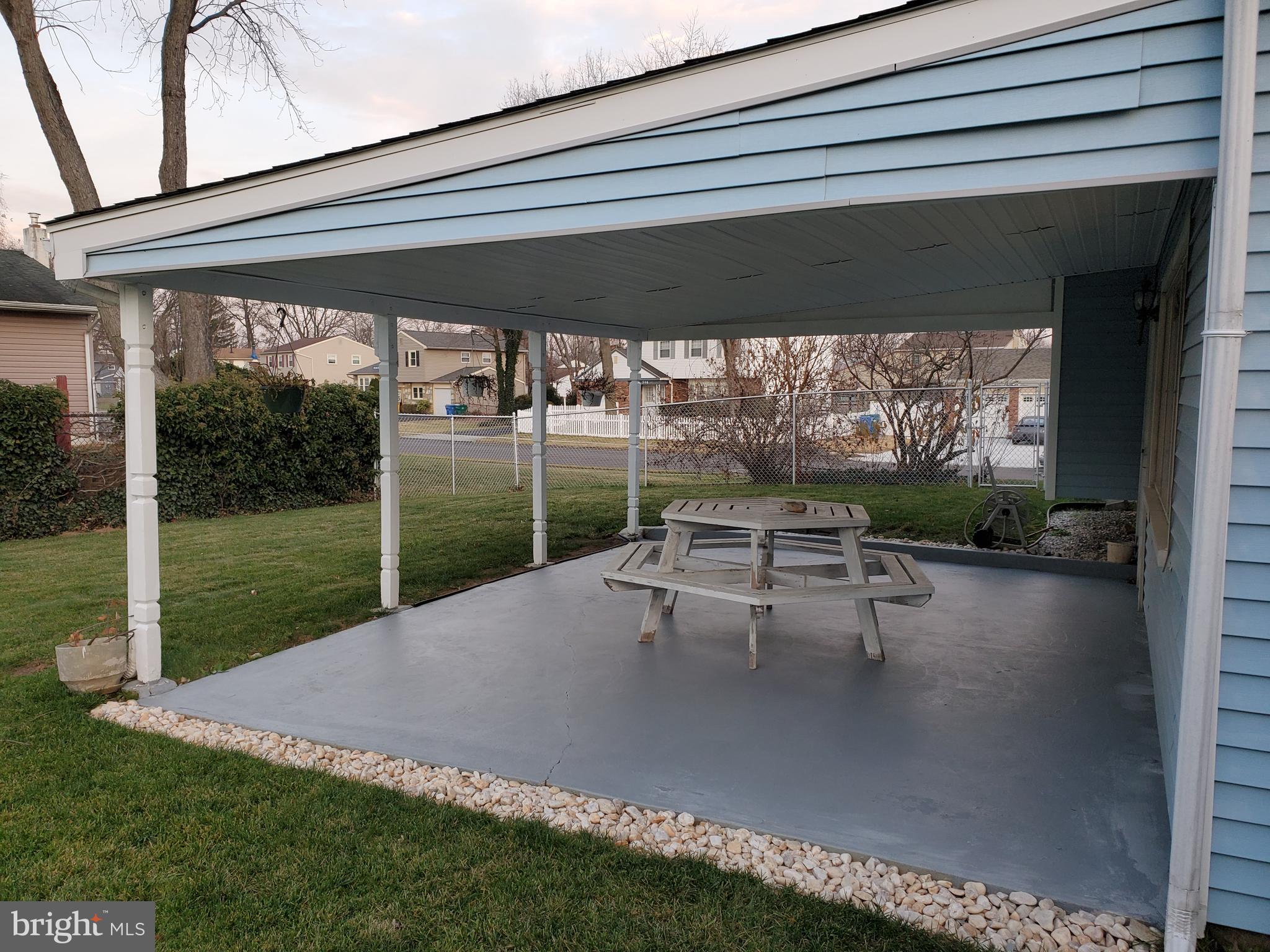 Rear Patio - Great Space for Cookouts!